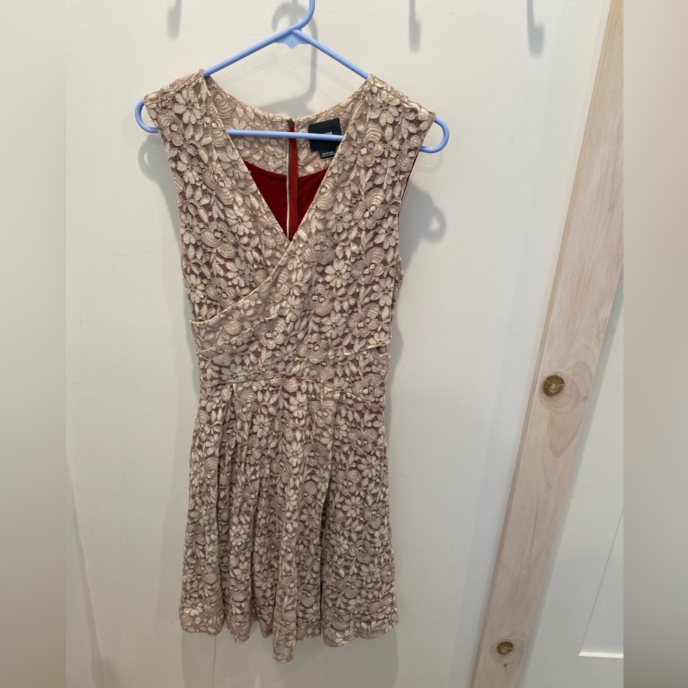 Anthropologie Maeve lace overlay stretch knit dress‎ size Medium - Picture 3 of 6